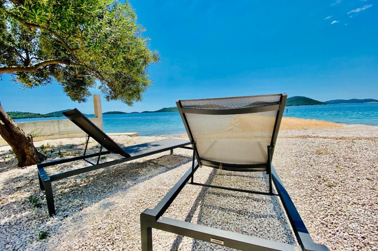 Buqez Eco Resort - Beach Villa 28 - Directly By Beach Драге Екстер'єр фото
